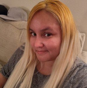 Meet your Posher, Corrina